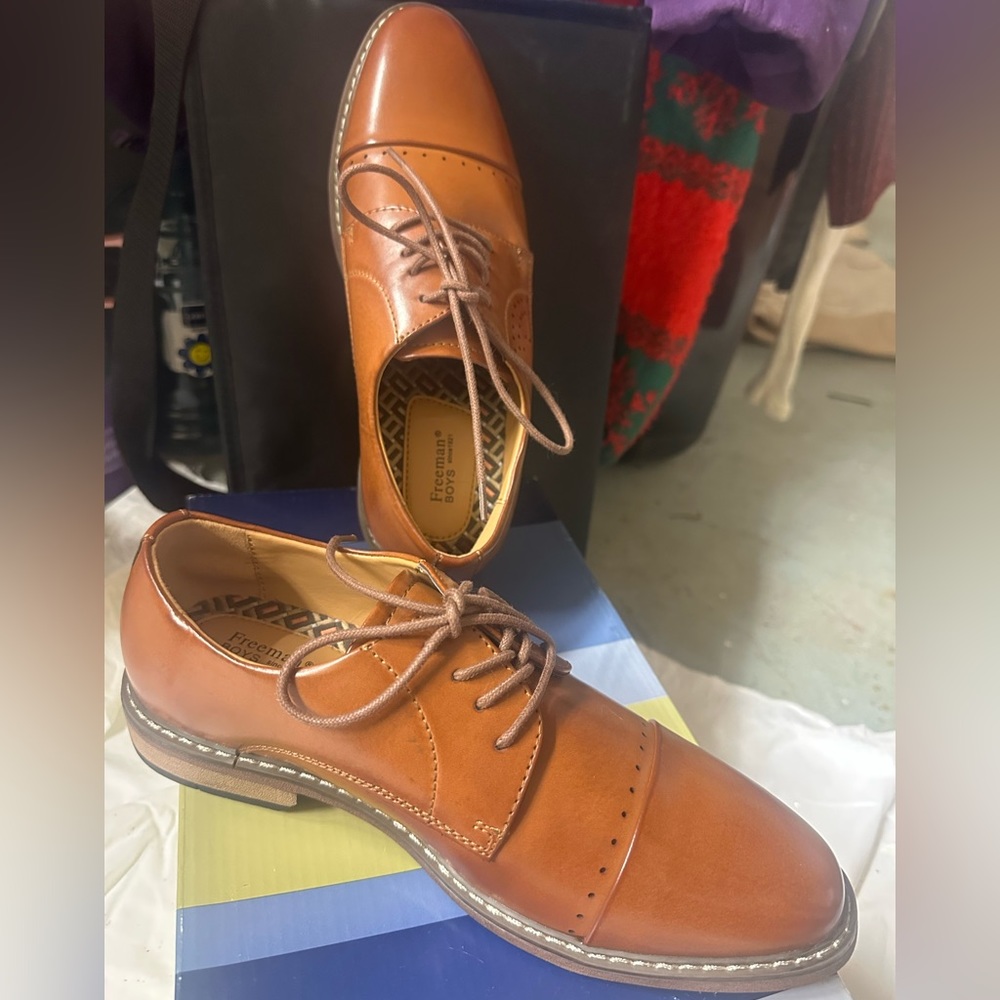 Freeman BOYS dress shoes